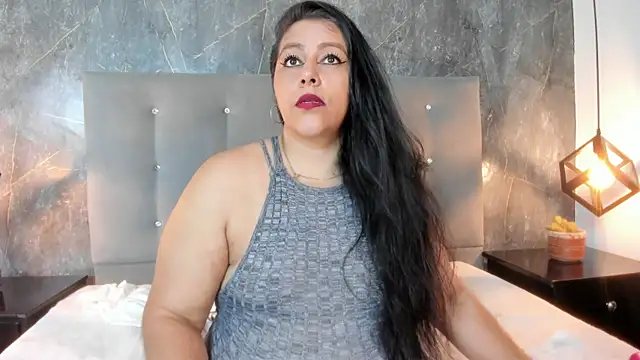 SexxyPamela online show from May 6, 2026, 7:40 pm