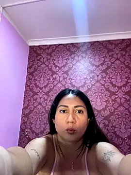 juliana diaz online show from November 12, 2025, 11:25 am