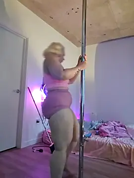 NikiFm online show from September 13, 2025, 4:07 pm