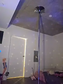 NikiFm online show from October 15, 2025, 9:28 am