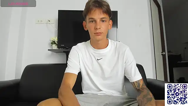 MiracleCam online show from February 8, 2026, 8:23 am