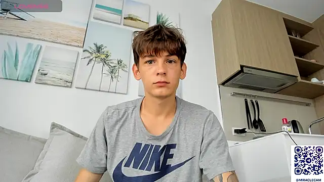 MiracleCam online show from October 11, 2025, 12:22 am