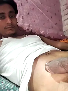 Snapshot of hq9870a chatting on February 24, 2026, 4:30 pm hq9870a online show from February 24, 2026, 4:30 pm