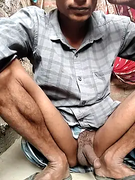 Snapshot of hq9870a chatting on February 18, 2026, 6:11 am hq9870a online show from February 18, 2026, 6:11 am