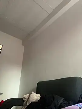 AlondraDiossa03 online show from February 17, 2026, 5:10 pm