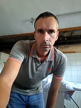 Snapshot of Geiler-boy313 chatting on July 10, 2026, 2:28 pm Geiler-boy313 online show from July 10, 2026, 2:28 pm