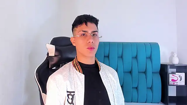 AlanNaughty online show from March 7, 2025, 8:33 pm