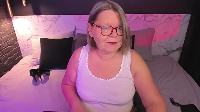 Shannonshine online show from November 5, 2025, 1:14 pm