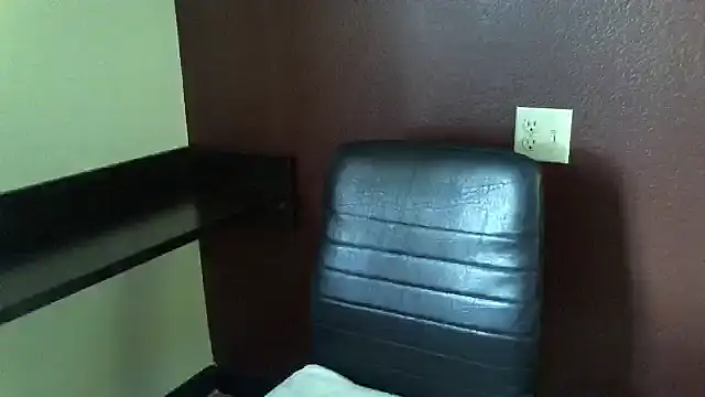 mycock2474u online show from November 3, 2025, 5:16 pm