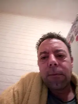 Snapshot of david_geam chatting on February 1, 2025, 1:02 am david geam online show from February 1, 2025, 1:02 am