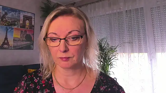 Snapshot of vanessa_chat chatting on March 16, 2026, 2:10 pm vanessa chat online show from March 16, 2026, 2:10 pm