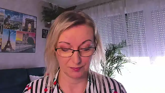 Snapshot of vanessa_chat chatting on March 24, 2026, 2:28 pm vanessa chat online show from March 24, 2026, 2:28 pm