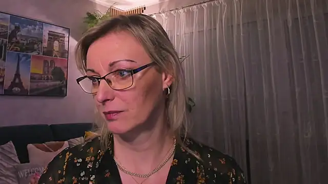 vanessa chat online show from March 5, 2025, 6:01 pm