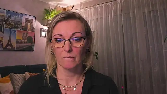 vanessa chat online show from March 6, 2025, 5:54 pm