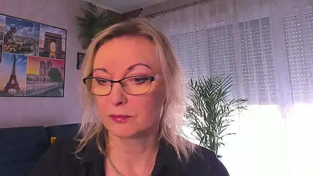 Snapshot of vanessa_chat chatting on March 11, 2026, 2:22 pm vanessa chat online show from March 11, 2026, 2:22 pm