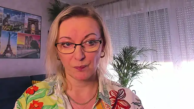 Snapshot of vanessa_chat chatting on March 22, 2026, 2:18 pm vanessa chat online show from March 22, 2026, 2:18 pm