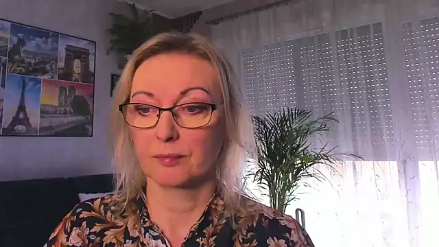 Snapshot of vanessa_chat chatting on March 29, 2026, 1:24 pm vanessa chat online show from March 29, 2026, 1:24 pm