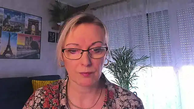 Snapshot of vanessa_chat chatting on March 19, 2026, 2:17 pm vanessa chat online show from March 19, 2026, 2:17 pm