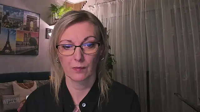 vanessa chat online show from March 3, 2025, 5:20 pm