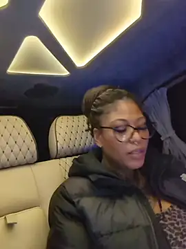 Snapshot of DarkDea chatting on February 8, 2026, 10:29 pm DarkDea online show from February 8, 2026, 10:29 pm