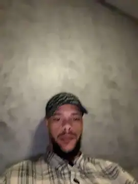 Snapshot of Lionayowe chatting on April 9, 2026, 6:47 pm Lionayowe online show from April 9, 2026, 6:47 pm