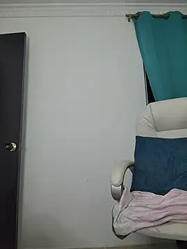 Snapshot of lissglow chatting on January 19, 2026, 12:47 am lissglow online show from January 19, 2026, 12:47 am