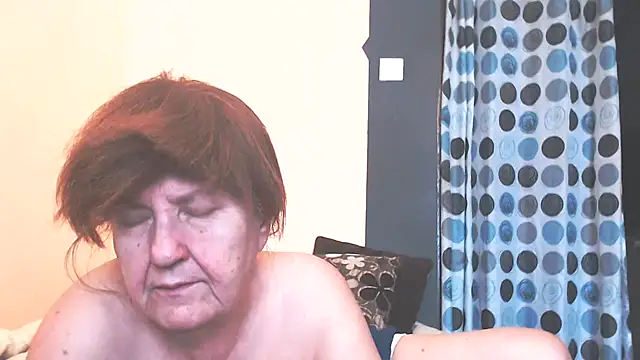 Snapshot of MioritaHard chatting on April 11, 2026, 1:48 pm MioritaHard online show from April 11, 2026, 1:48 pm