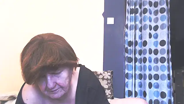 Snapshot of MioritaHard chatting on April 10, 2026, 11:39 am MioritaHard online show from April 10, 2026, 11:39 am