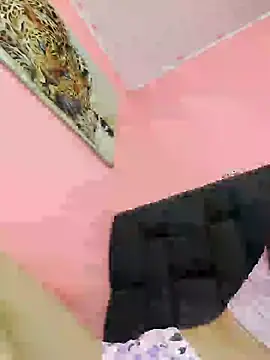 secretgreisy  online show from December 9, 2024, 7:50 am