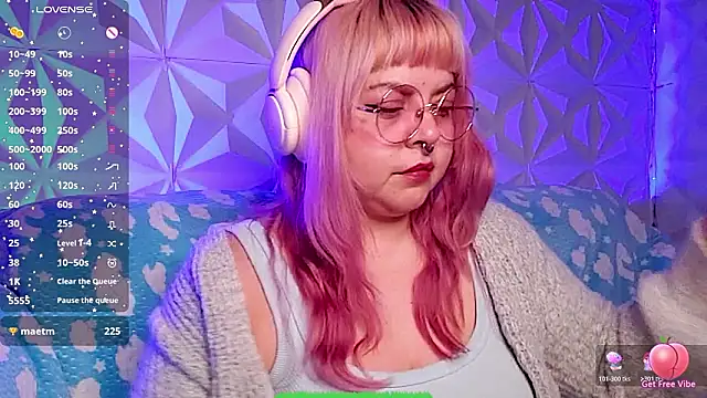 Snapshot of Satyn_doll chatting on March 10, 2026, 11:42 pm Satyn doll online show from March 10, 2026, 11:42 pm