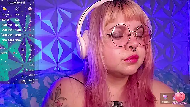 Snapshot of Satyn_doll chatting on March 14, 2026, 12:05 am Satyn doll online show from March 14, 2026, 12:05 am