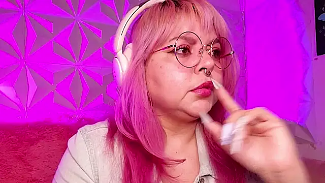 Snapshot of Satyn_doll chatting on February 22, 2026, 10:00 pm Satyn doll online show from February 22, 2026, 10:00 pm