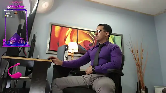 Snapshot of randyluke chatting on May 3, 2026, 11:08 pm randyluke online show from May 3, 2026, 11:08 pm