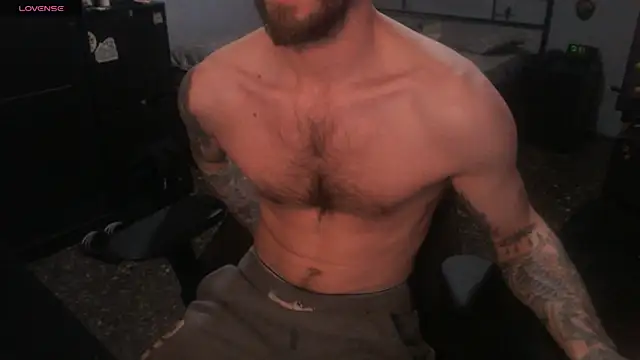 Snapshot of SexxxyLouis chatting on December 20, 2025, 12:08 pm SexxxyLouis online show from December 20, 2025, 12:08 pm