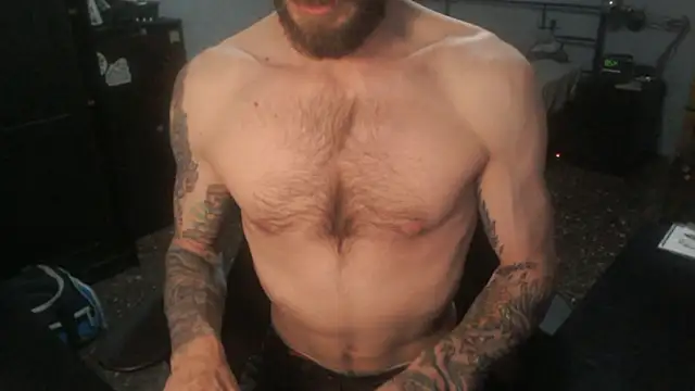 Snapshot of SexxxyLouis chatting on February 24, 2026, 8:42 pm SexxxyLouis online show from February 24, 2026, 8:42 pm