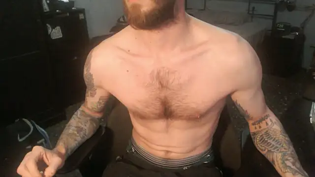 Snapshot of SexxxyLouis chatting on February 26, 2026, 8:58 am SexxxyLouis online show from February 26, 2026, 8:58 am