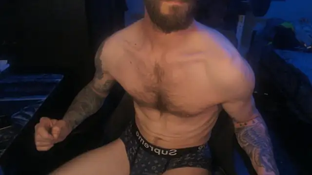 SexxxyLouis online show from May 25, 2026, 2:38 pm