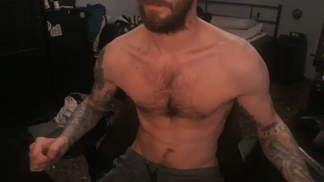 Snapshot of SexxxyLouis chatting on January 10, 2026, 9:37 am SexxxyLouis online show from January 10, 2026, 9:37 am