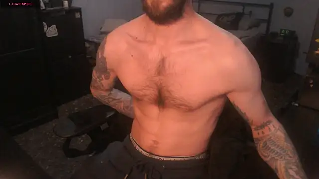 Snapshot of SexxxyLouis chatting on November 30, 2025, 12:17 pm SexxxyLouis online show from November 30, 2025, 12:17 pm