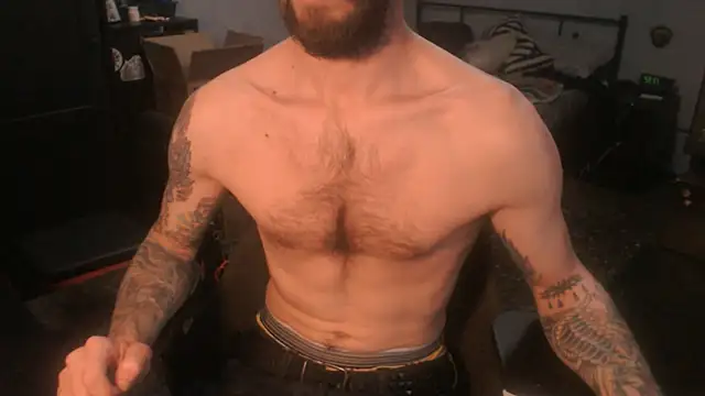 Snapshot of SexxxyLouis chatting on January 11, 2026, 12:34 pm SexxxyLouis online show from January 11, 2026, 12:34 pm