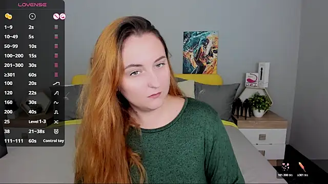 Snapshot of BabeLessi chatting on November 8, 2025, 6:22 pm BabeLessi online show from November 8, 2025, 6:22 pm