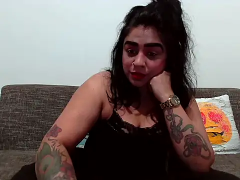 Snapshot of indianishkq7 chatting on October 1, 2025, 5:50 pm indianishkq7 online show from October 1, 2025, 5:50 pm