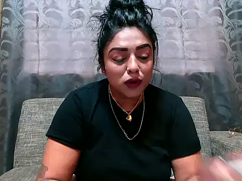 Snapshot of indianishkq7 chatting on January 23, 2025, 11:48 am indianishkq7 online show from January 23, 2025, 11:48 am