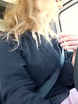 LilyOrion online show from March 25, 2026, 5:12 pm