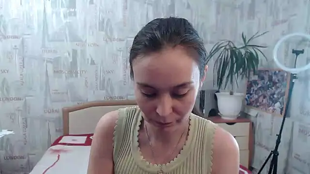 GinaQSoul online show from March 21, 2025, 6:38 am