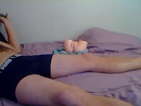 Snapshot of Bwc4u2Ride chatting on December 15, 2024, 7:42 pm Bwc4u2Ride online show from December 15, 2024, 7:42 pm