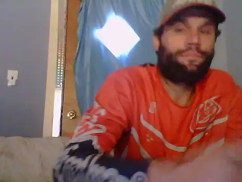 Snapshot of Bwc4u2Ride chatting on October 8, 2025, 1:45 pm Bwc4u2Ride online show from October 8, 2025, 1:45 pm