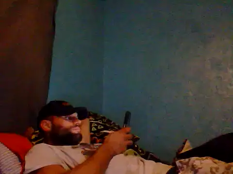 Snapshot of Bwc4u2Ride chatting on November 17, 2025, 7:45 am Bwc4u2Ride online show from November 17, 2025, 7:45 am