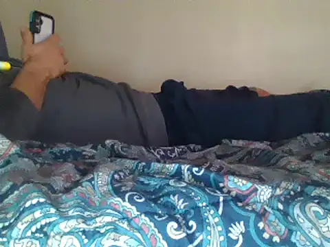 Snapshot of Bwc4u2Ride chatting on December 10, 2024, 8:49 pm Bwc4u2Ride online show from December 10, 2024, 8:49 pm