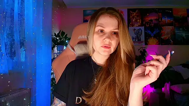 GoodWitch  online show from December 16, 2025, 7:34 am